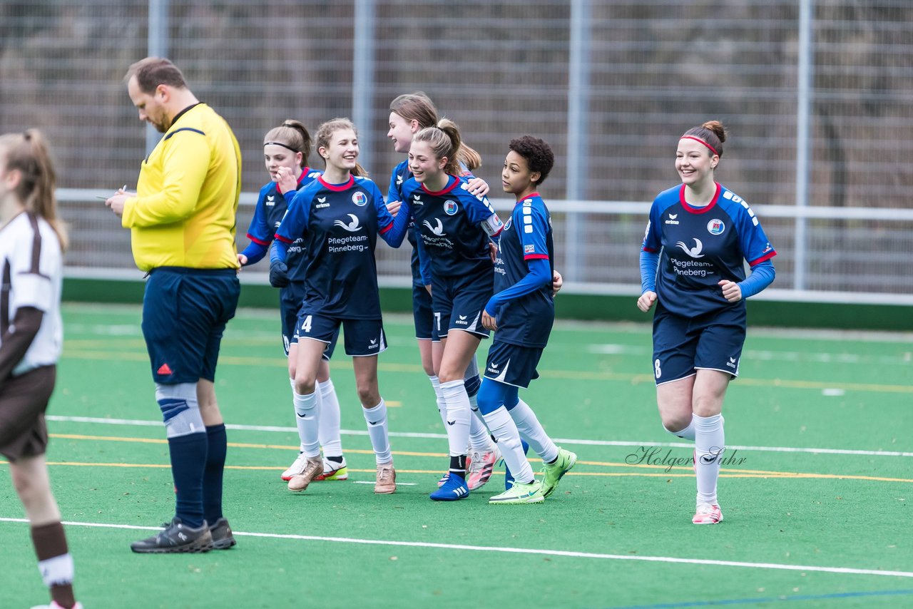 Bild 281 - wBJ VfL Pinneberg - St. Pauli : Ergebnis: 7:0 (Abbruch)